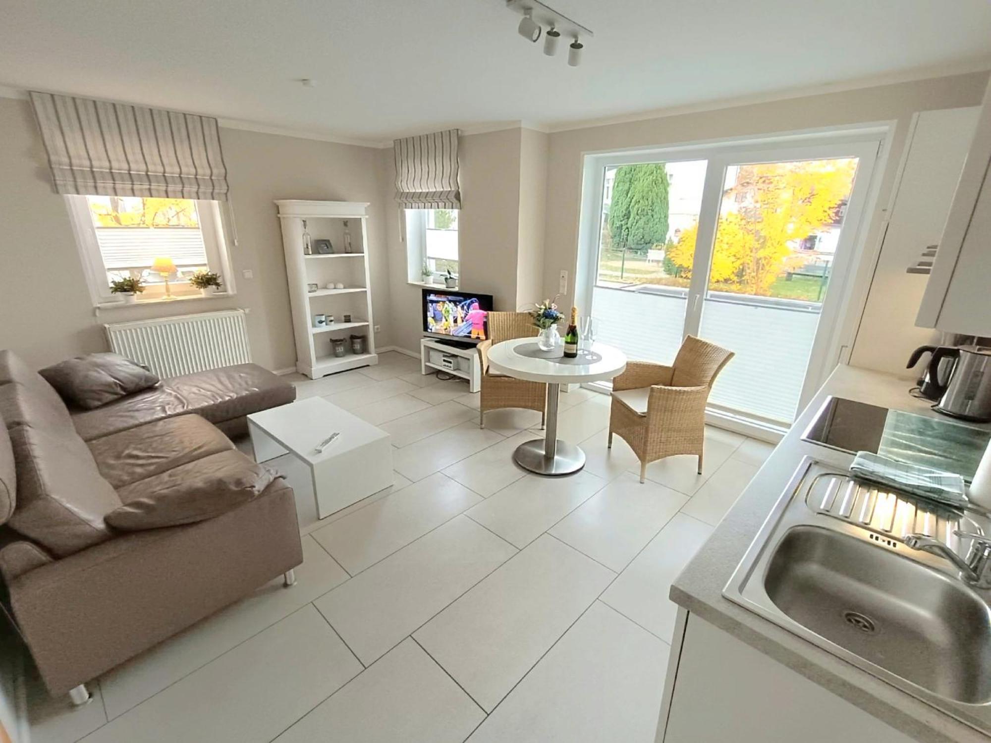 Haus Nemo - Appartement 5, Gemuetliches Appartement Mit Strandkorb, Strandnah 50 M Heringsdorf  Eksteriør bilde